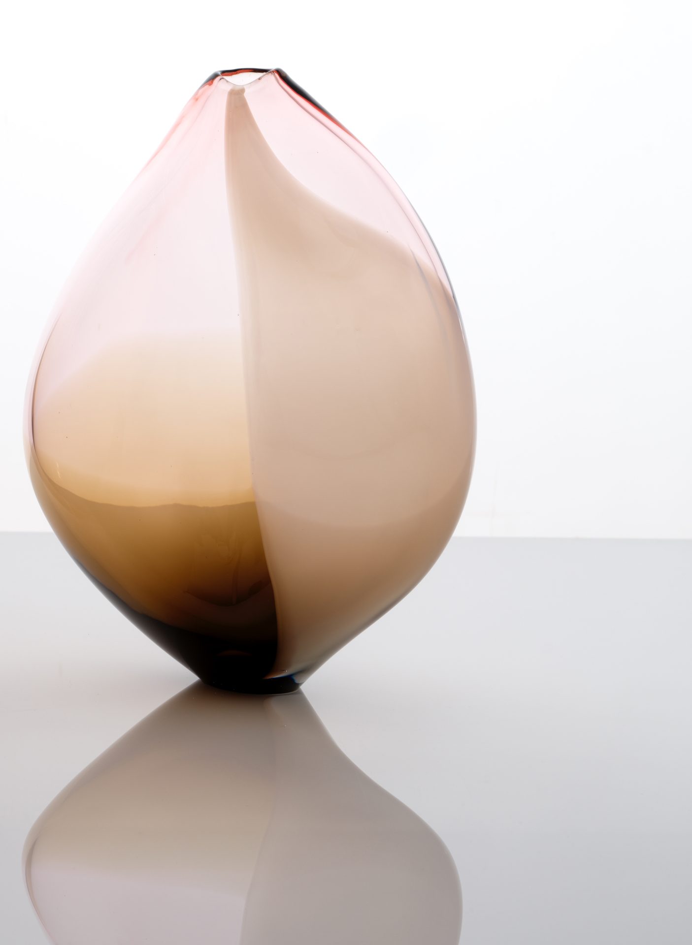 Delicate Pink Cloud by Michele Oberdieck, blown glass vessel