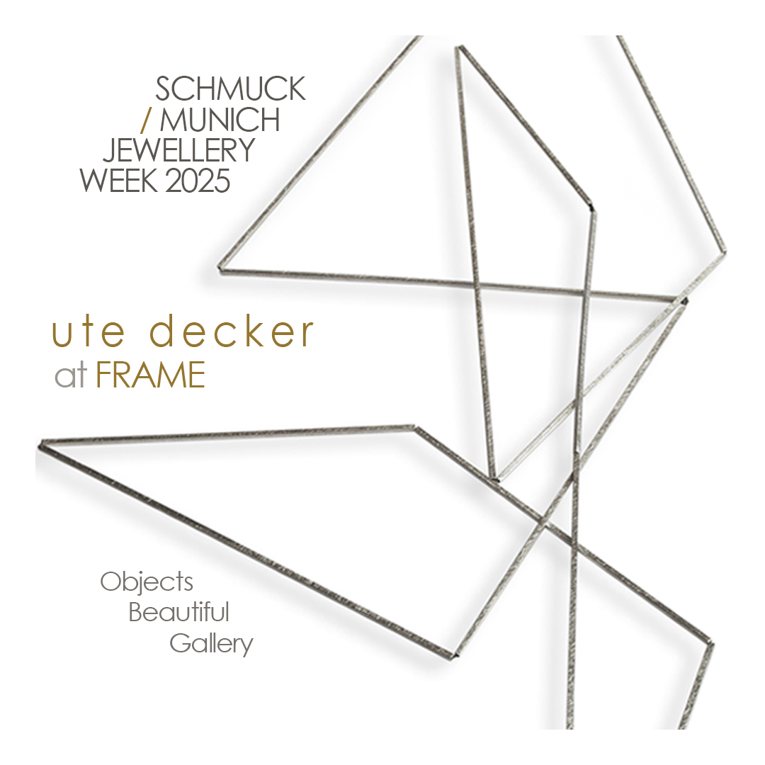 Articulation, (neck) sculpture by artist jeweler Ute Decker will be presented during Schmuck / Munich Jewellery Week 2025 at FRAME, the international gallery section with Objects Beautiful Gallery. This contemporary necklace can be worn in a multitude of ways.