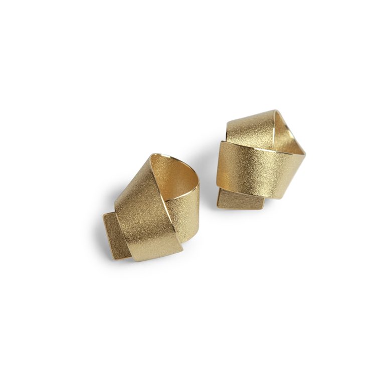 curl - wide – medium, sculptural earrings by Ute Decker, 18 kt Fairtrade Gold at Goldsmiths’ Fair 2025